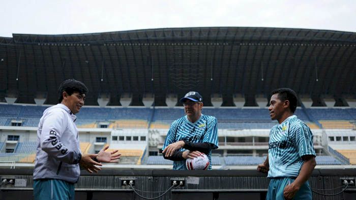 Robert Alberts Beberkan Program Persib Sebelum Ikut Turnamen Pramusim